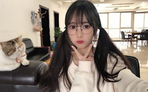 精神小妹网红吃瓜视频,揭秘娱乐圈幕后真相