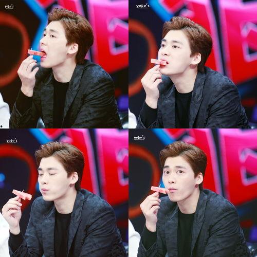 51吃瓜群众网李易峰,51吃瓜群众网热议焦点，揭秘娱乐圈风云人物