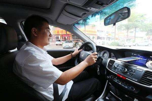 网约车吃瓜,吃瓜群众视角下的行业变革与争议